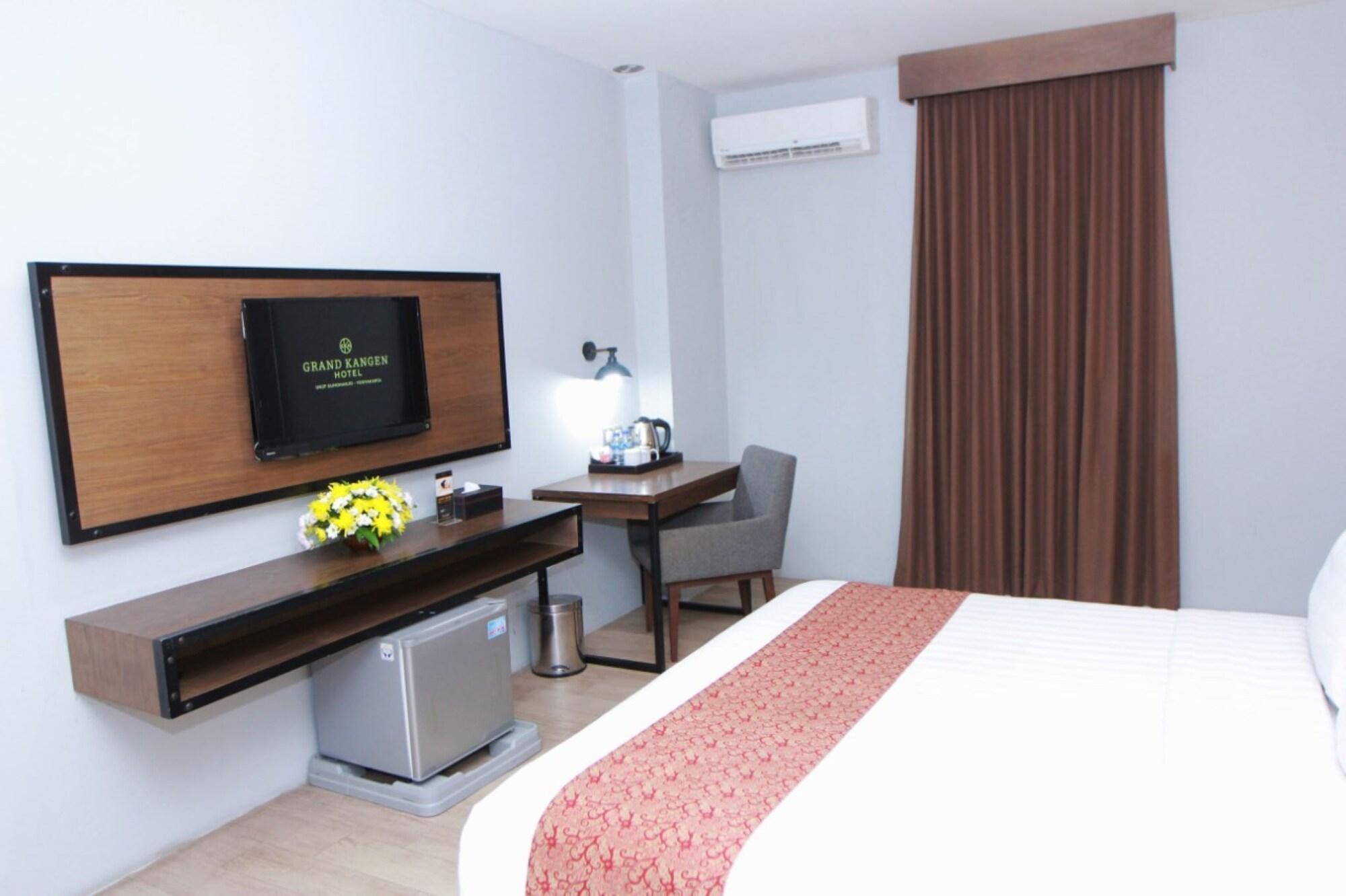 Grand Kangen Hotel Urip Sumoharjo Yogyakarta Exterior foto